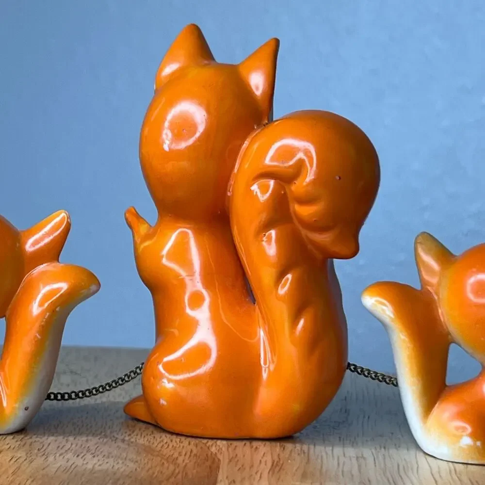 Vintage Mid Century 50 60s Chain Squirrels Arnant Orange Japan Kitchy